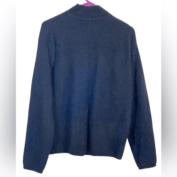 Rafaella angora/wool blend sweater. 1/4 zip, dolman sleeve. Size large GUC - Picture 2 of 9